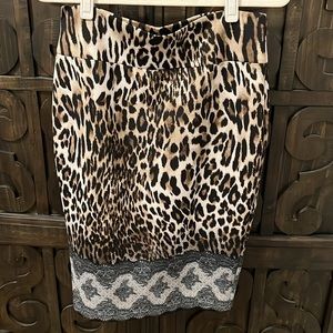 Thalia Sodi pencil skirt